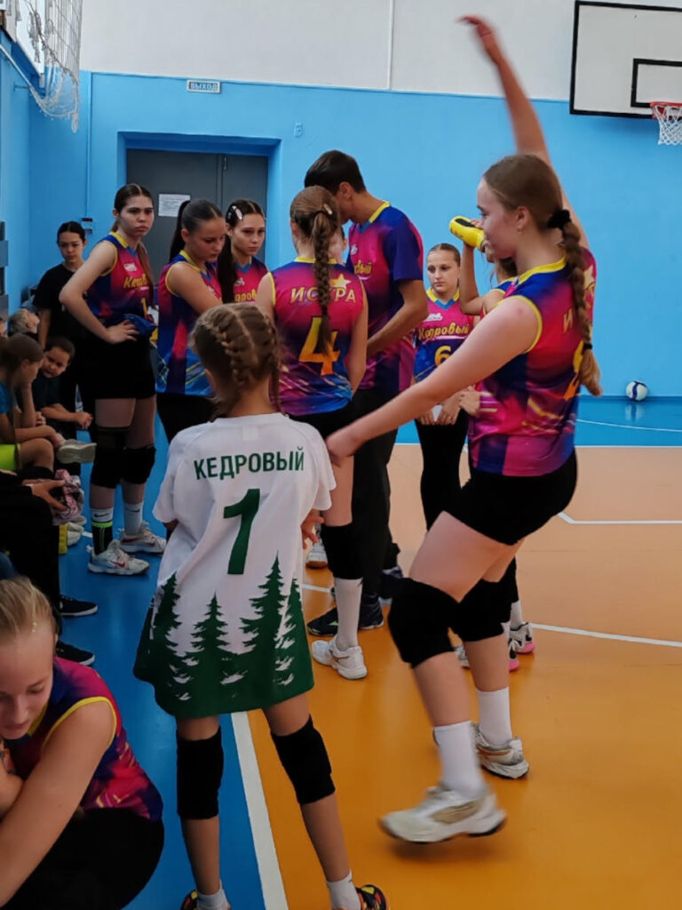 Волейбольная битва: «Искра» дала бой, но уступила в упорной схватке!